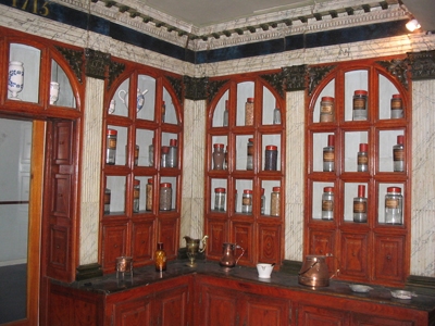 Apothicairerie de l'Hôpital de Chagny Apothicairerie de l'Hôpital de Chagny